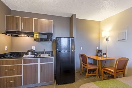 Quadruple Room - Disability Access - Non-Smoking