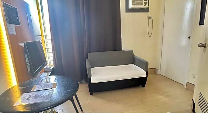 Selah Lofts Hotel