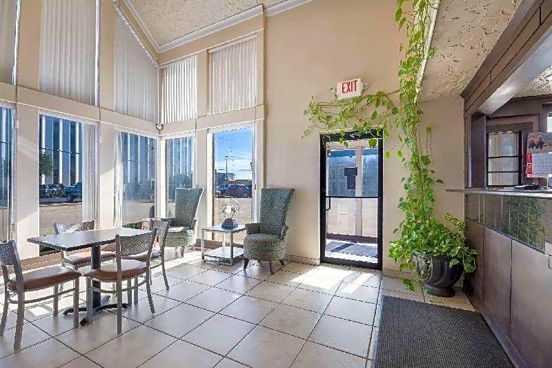 Econo Lodge Inn & Suites Oklahoma City – Oklahoma City, OK