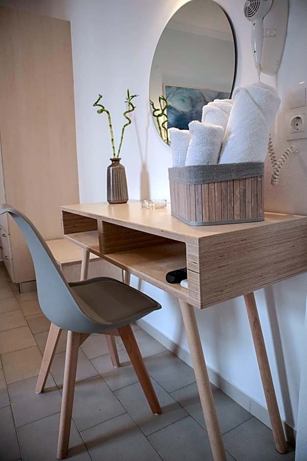 ATHANASIA APARTMENTS