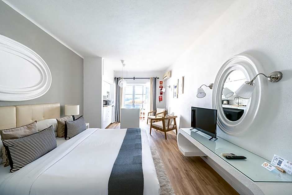 Baluarte da Vila Apartments