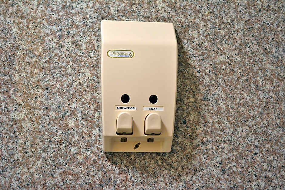 Deluxe Inn - Fayetteville I-95