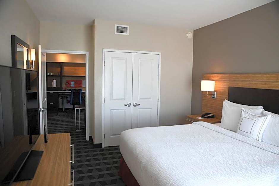TownePlace Suites by Marriott Kansas City at Briarcliff