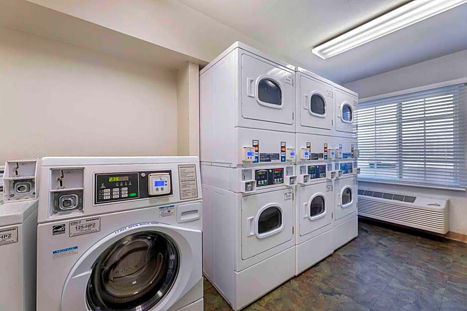 Extended Stay America Select Suites - Cleveland - Avon