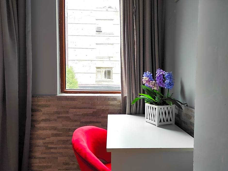 Aparthotel Old City