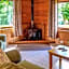 Pantglas Hall Lodges