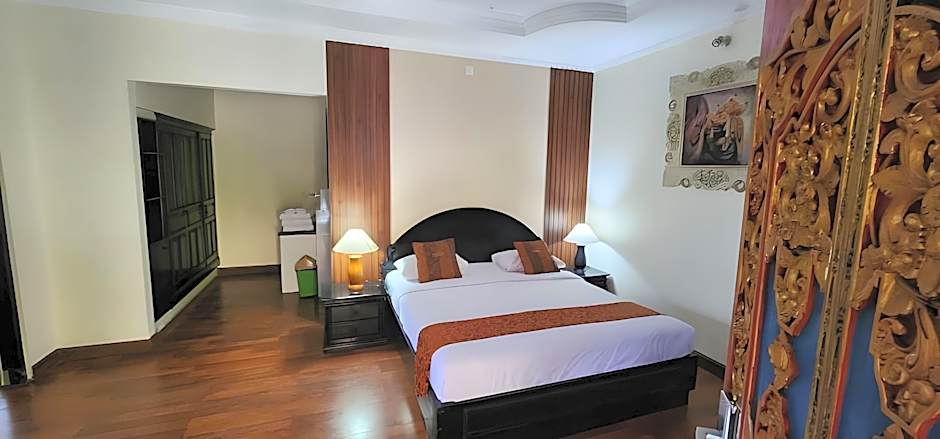 Puri Gopa Hotel
