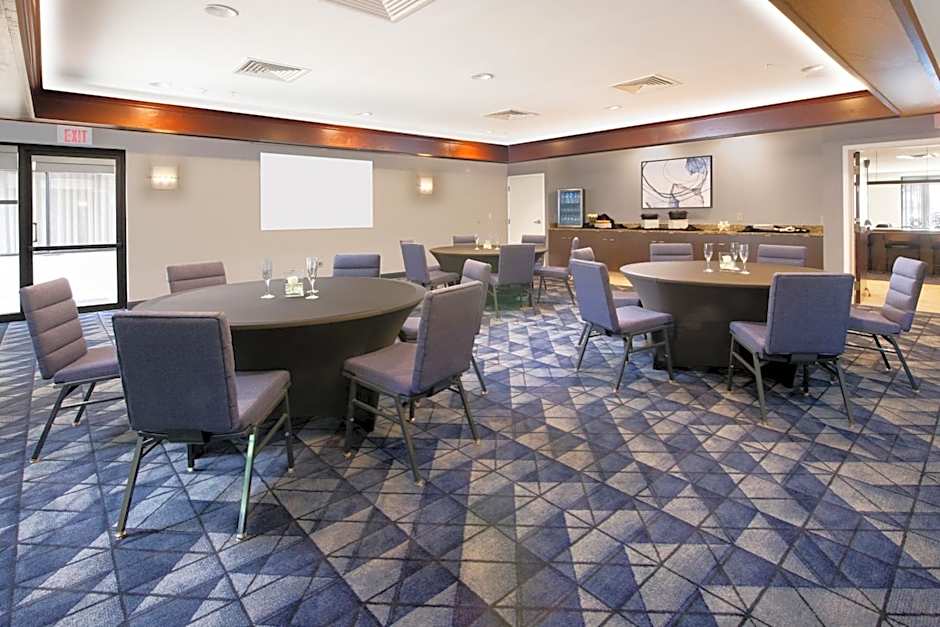 Courtyard by Marriott Dallas Plano in Legacy Park