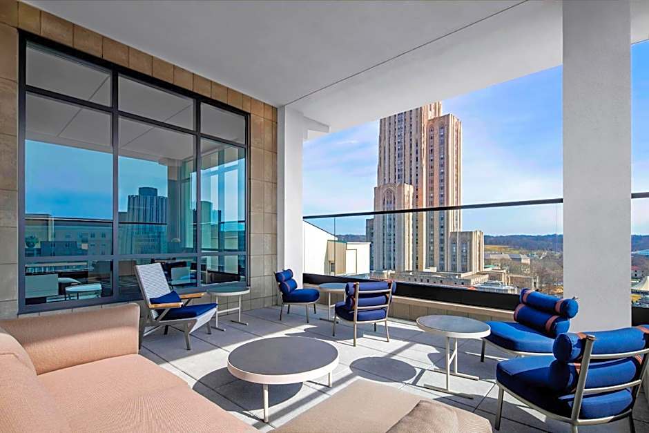 The Oaklander Hotel, Autograph Collection by Marriott