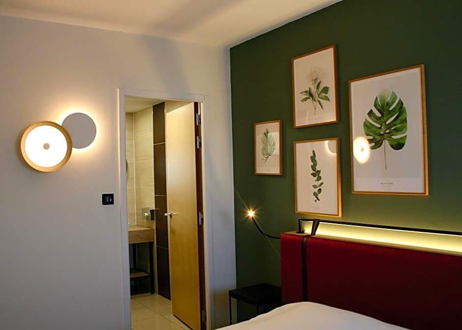 Kyriad Prestige Montpellier Ouest - Croix D'argent