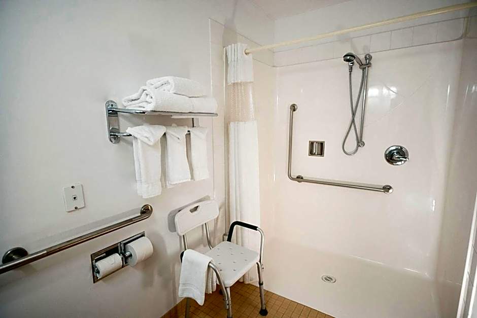 Ramada Limited Golden