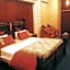 Divine Hotel
