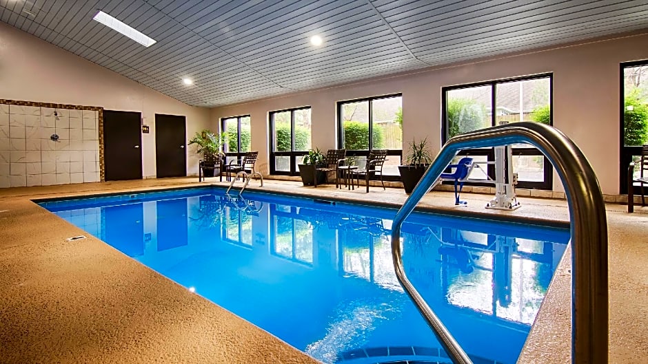 Best Western Celebration Inn & Suites