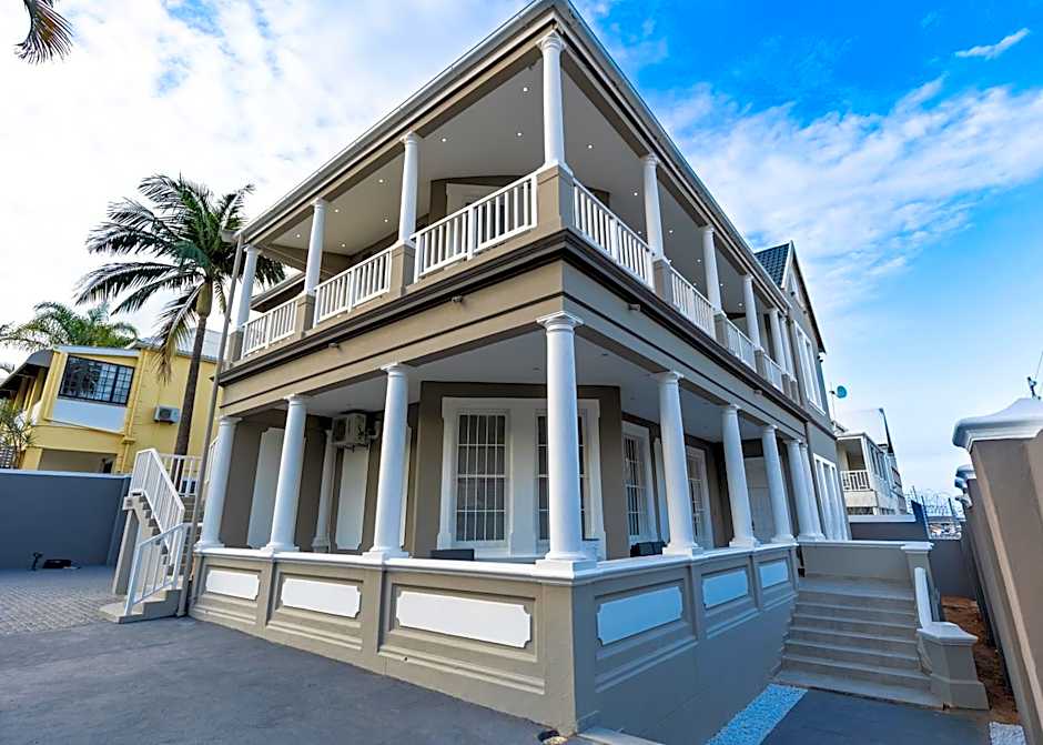 Luxe Suites Boutique Hotel