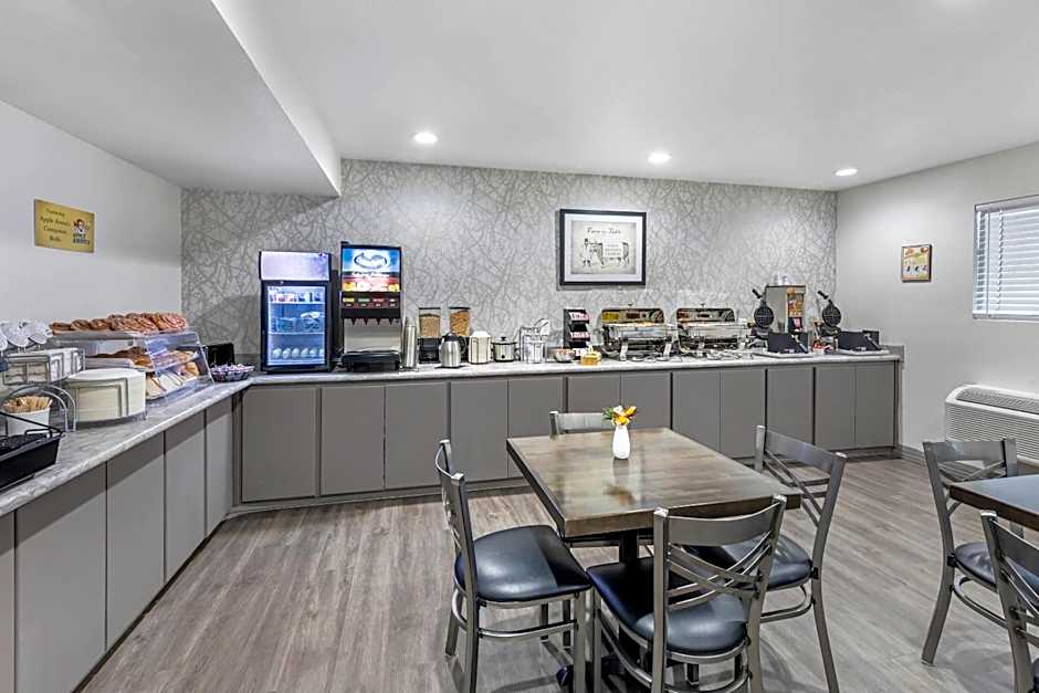 Hillstone Inn Tulare, an Ascend Collection Hotel