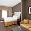 Holiday Inn Express & Suites Lantana By IHG