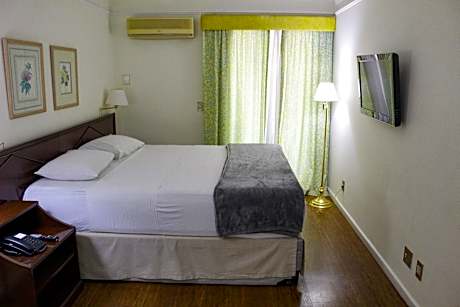 Queen Suite