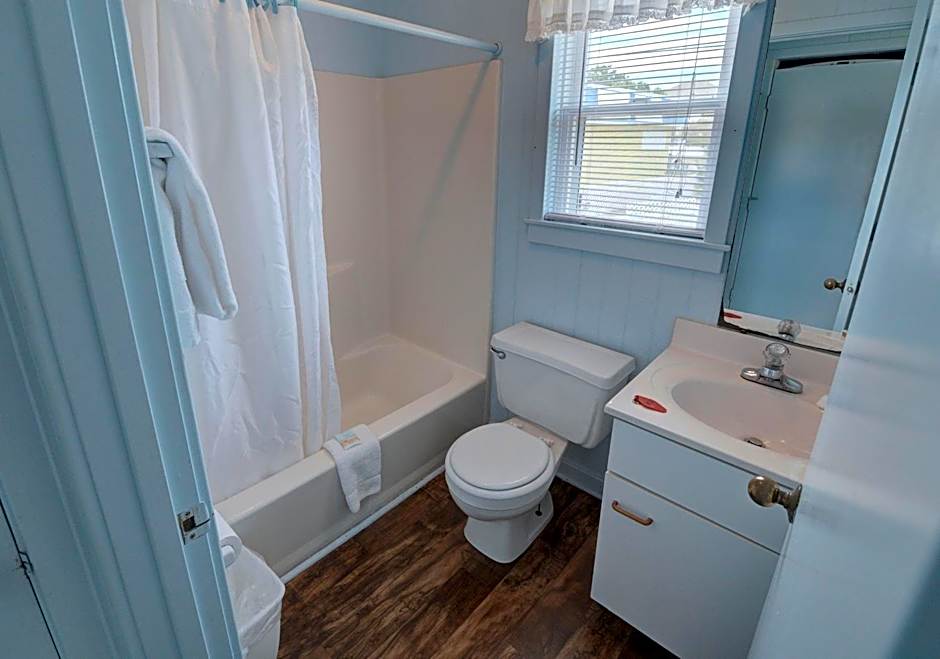 Outer Banks Motel - Village Accommodations