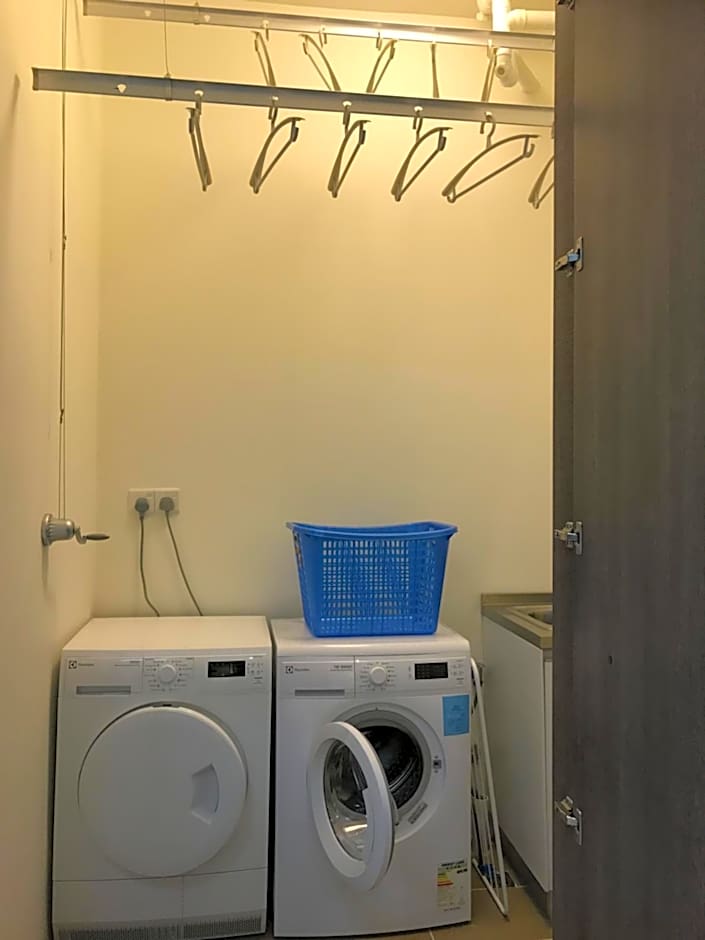 By The Sea Cozy Beachfront Home Side Seaview333A