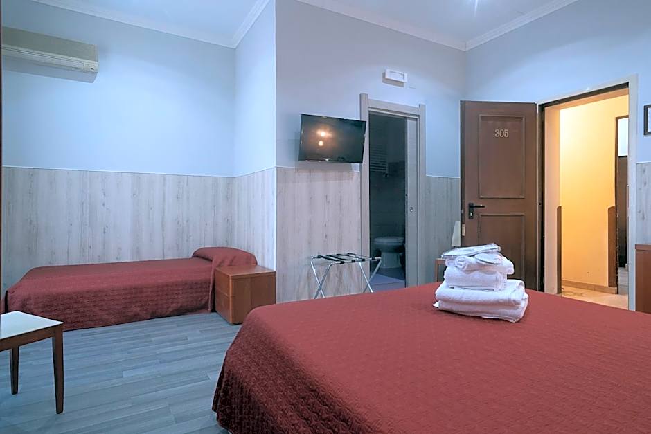 Hotel Tonic