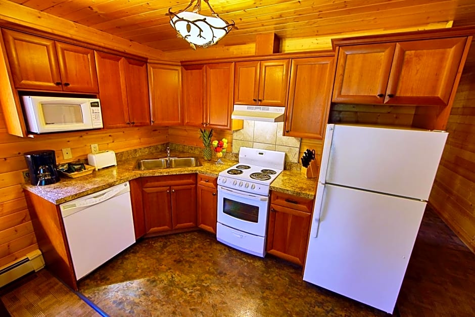 Castle Mountain Chalets