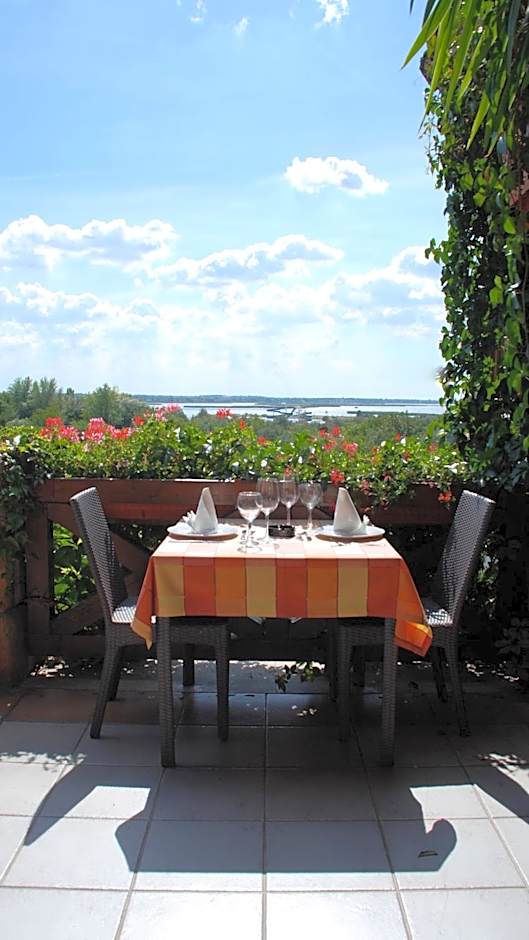 Tekergő Motel és Étterem