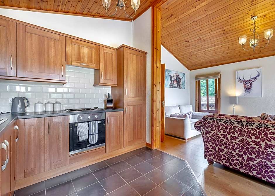 Charlesworth Lodges