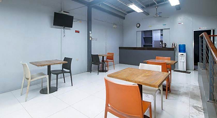 Metro Deluxe Residences near OWWA Pasay