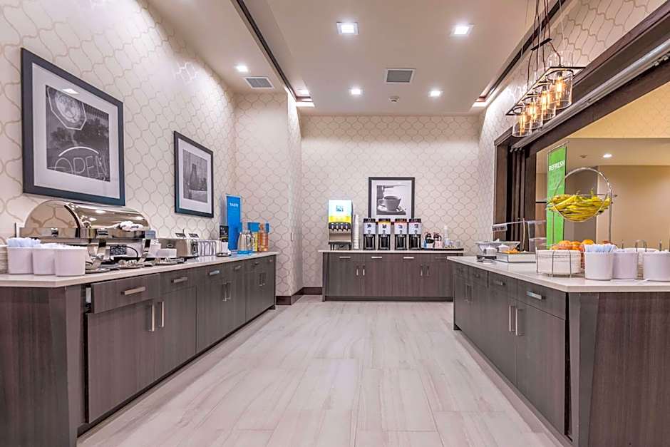 Hampton Inn By Hilton & Suites Dallas/The Colony, TX