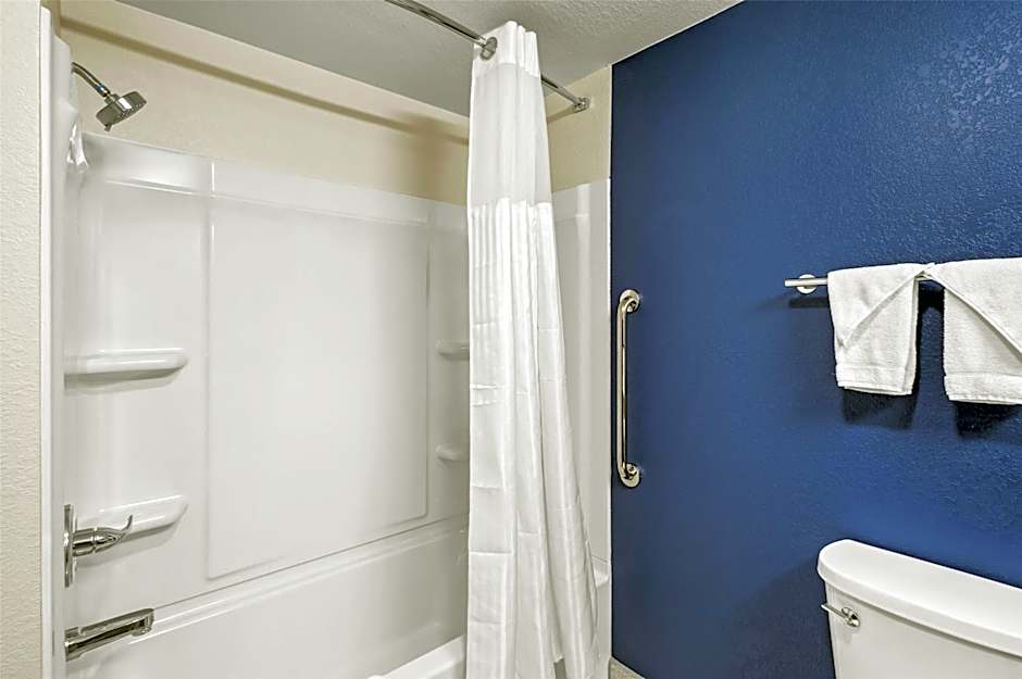 Spark by Hilton Alpharetta Roswell