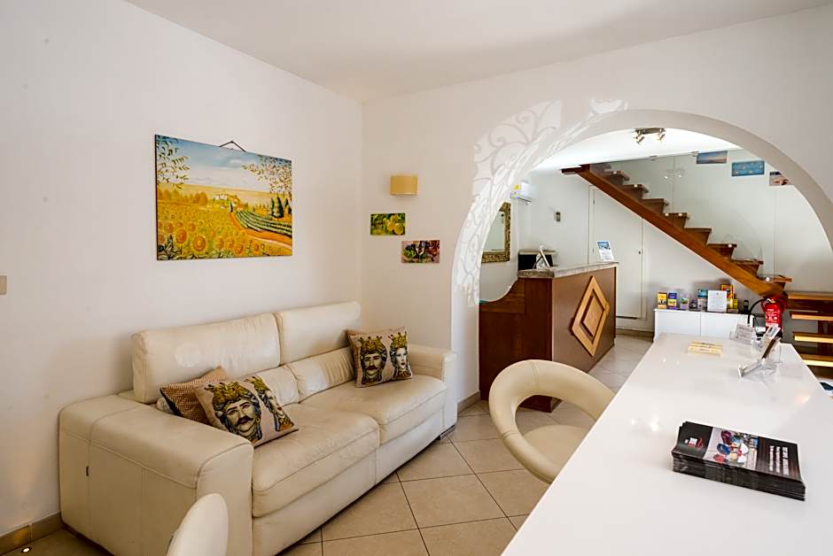 Hotel Elios