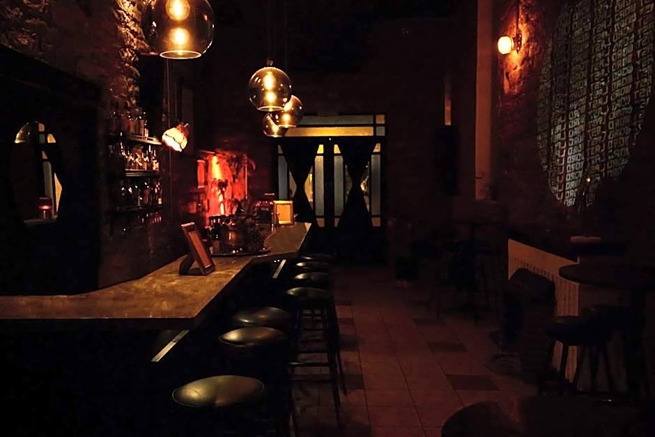 Metropole Hotel