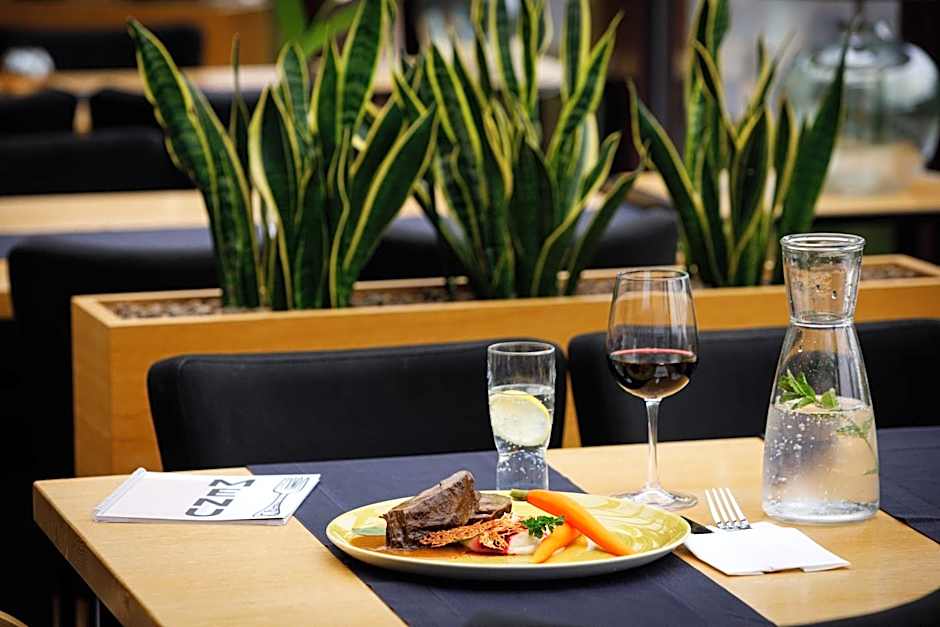 Hotel Kompleks Beskid z basenem i stokiem narciarskim - blisko Babiej Góry