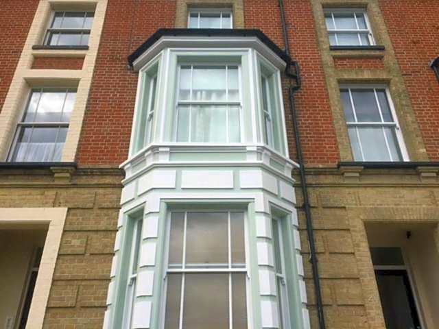 Moray Beachside Apartments