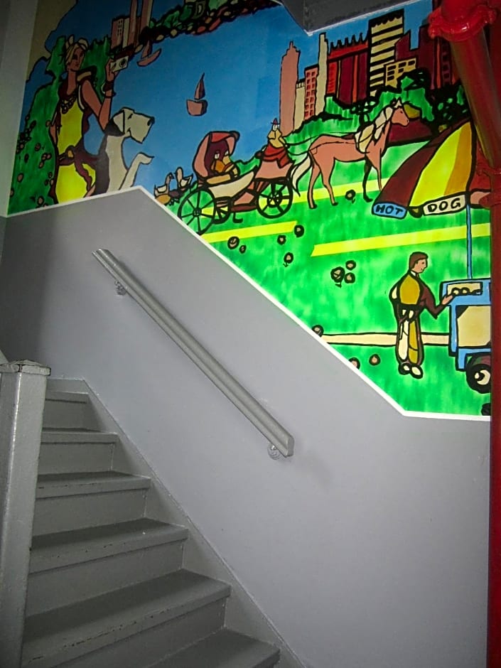 Jazz on the Park Youth Hostel