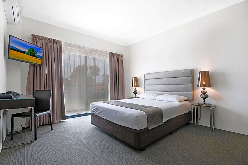 Value Suites Penrith