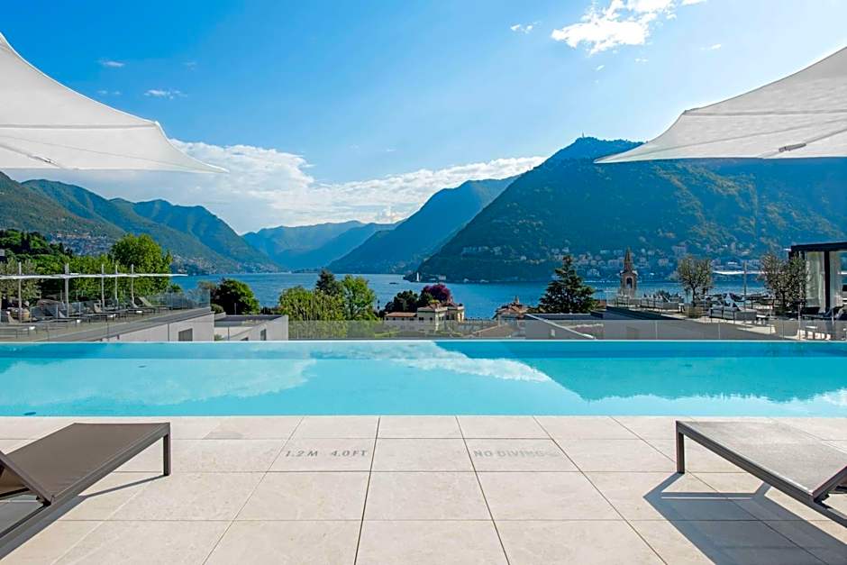 Hilton Lake Como