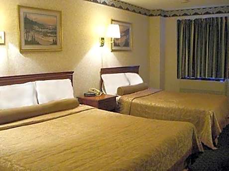 Double Room with Two Double Beds - Non-Smoking