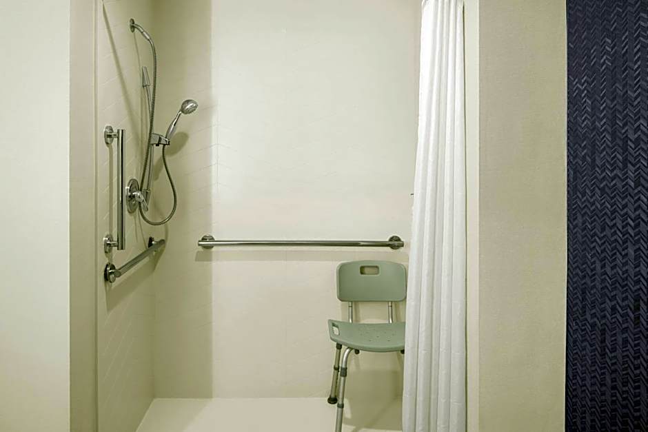 Fairfield Inn & Suites by Marriott Virginia Beach Oceanfront