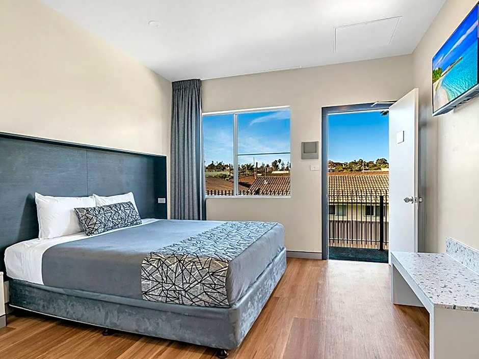 Surf Beach Motel Port