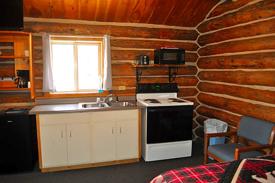 Crooked Creek Guest Ranch