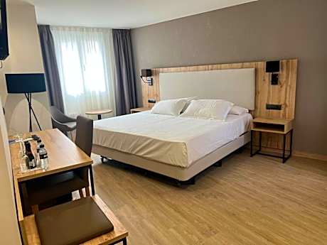 Superior Queen Room