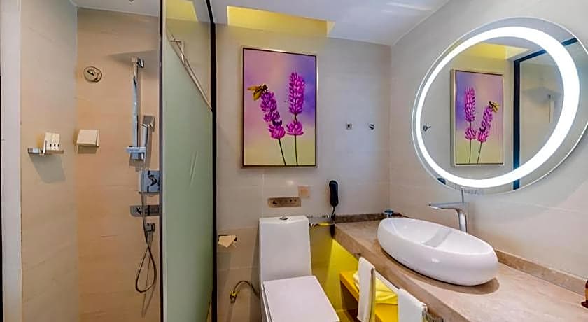 Lavande Hotel Foshan Shunde Shunlian Plaza Jinlong Metro Station