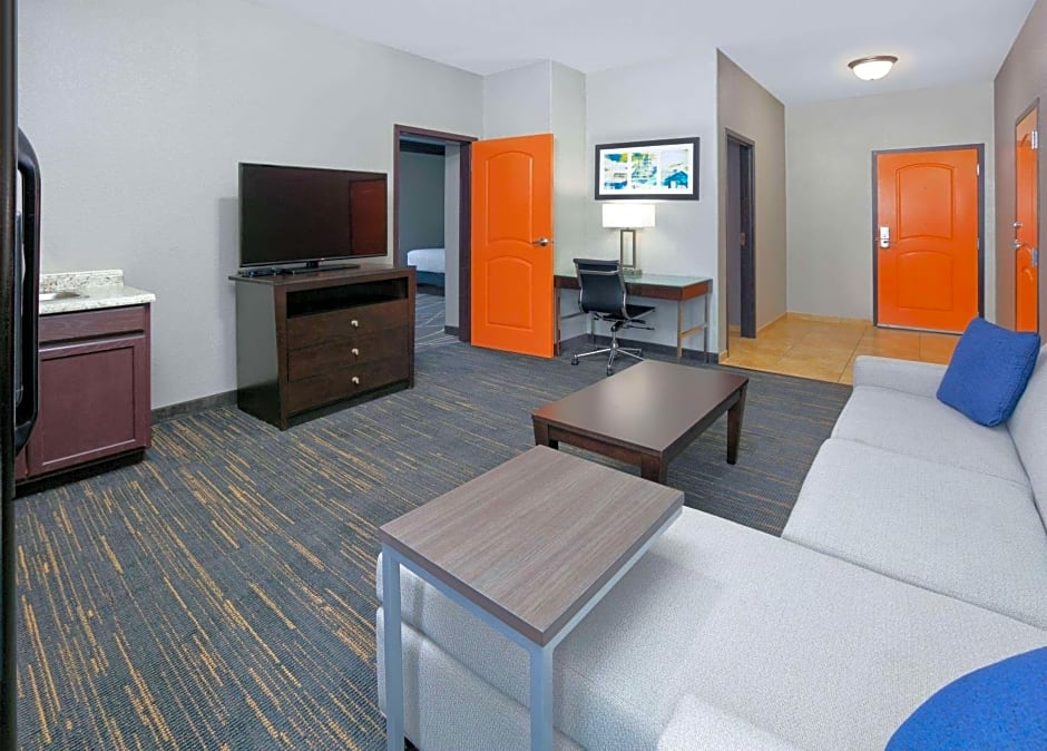 La Quinta Inn & Suites by Wyndham Bryant