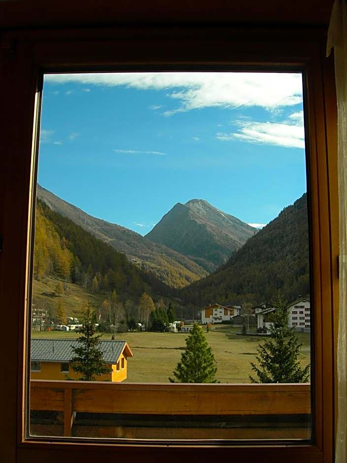 Hotel Adler