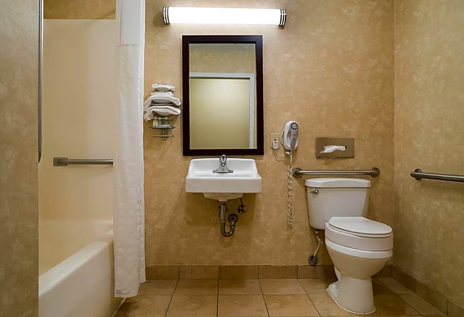Quality Inn Grand Blanc - Flint South
