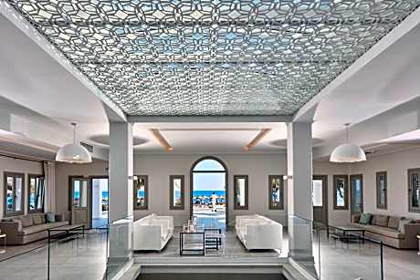 Aqua Blue Beach Hotel