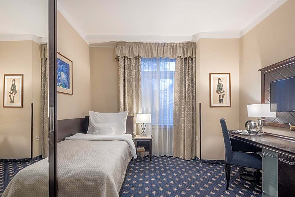 Pytloun Old Armoury Hotel Prague, Stara Zbrojnice