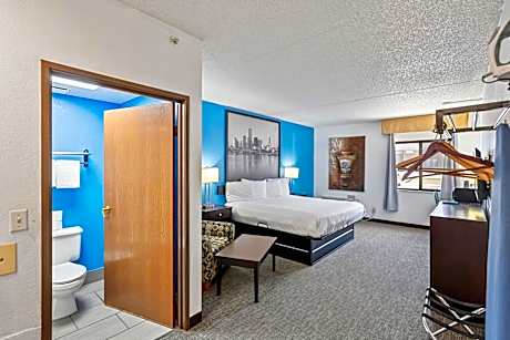 King Studio Suite - Non-Smoking