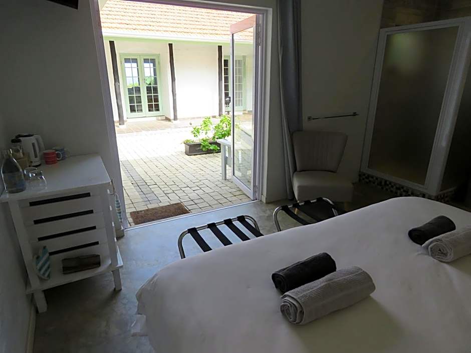 Bare Feet Retreat B&B